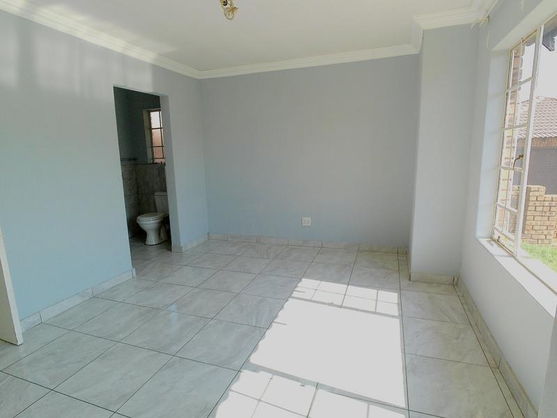 2 Bedroom Property for Sale in Amandasig Gauteng