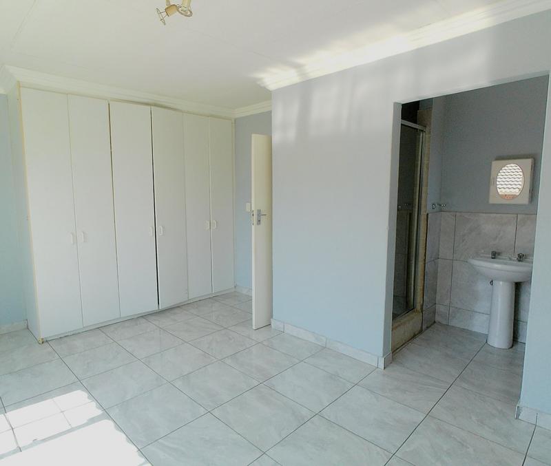 2 Bedroom Property for Sale in Amandasig Gauteng