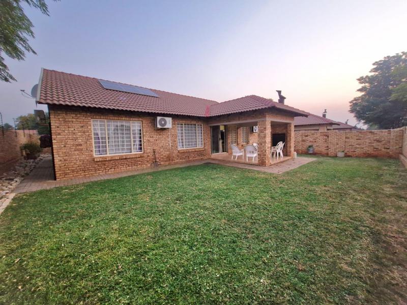 3 Bedroom Property for Sale in Annlin Gauteng