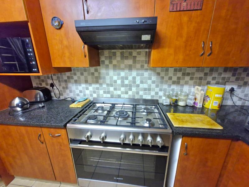 3 Bedroom Property for Sale in Annlin Gauteng