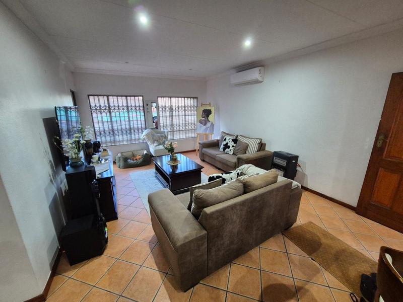 2 Bedroom Property for Sale in Florauna Gauteng