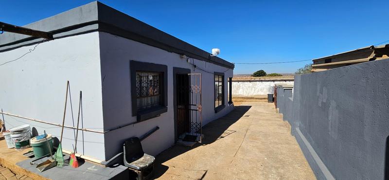 3 Bedroom Property for Sale in Lotus Gardens Gauteng