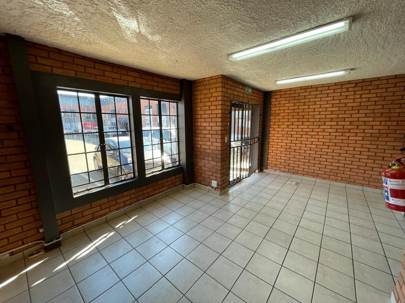 To Let Commercial Property for Rent in Hennopspark Gauteng