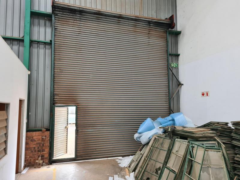 To Let Commercial Property for Rent in Randjespark Gauteng