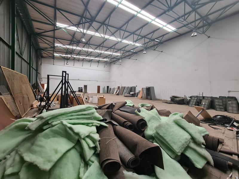 To Let Commercial Property for Rent in Randjespark Gauteng