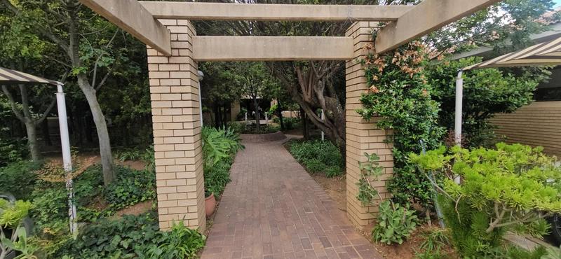 To Let Commercial Property for Rent in Randjespark Gauteng