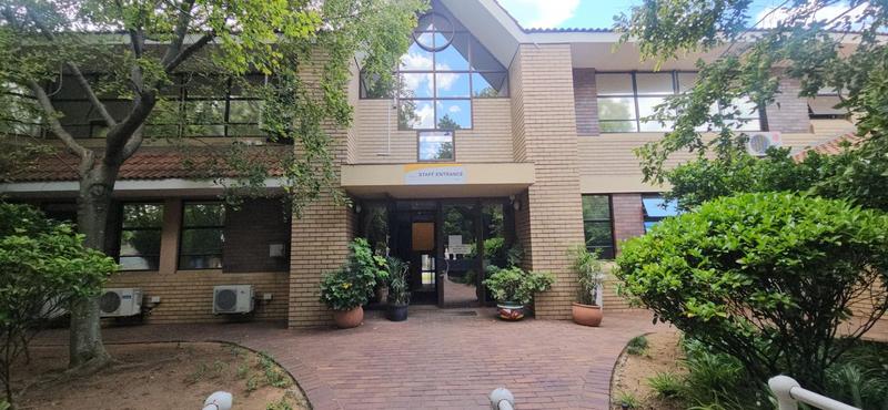 To Let Commercial Property for Rent in Randjespark Gauteng
