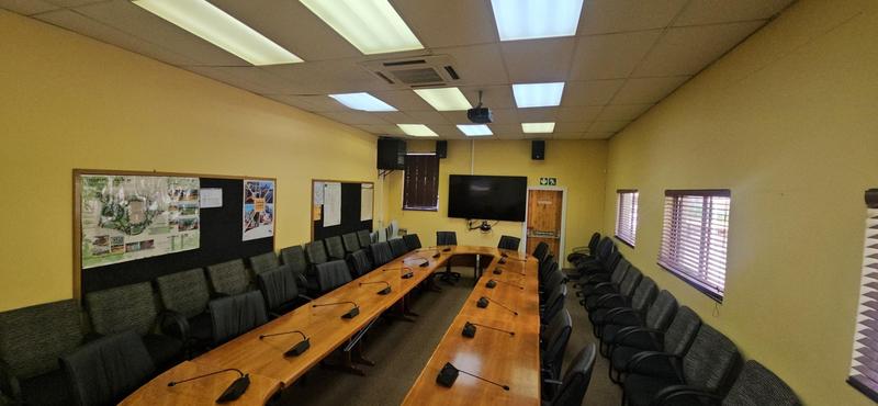To Let Commercial Property for Rent in Randjespark Gauteng