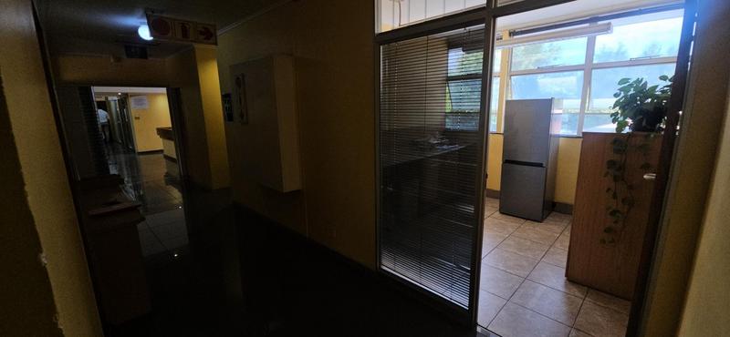 To Let Commercial Property for Rent in Randjespark Gauteng