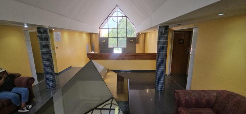 To Let Commercial Property for Rent in Randjespark Gauteng
