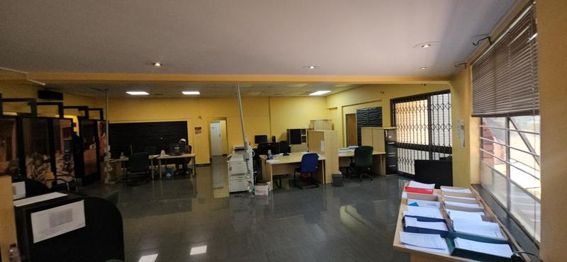 To Let Commercial Property for Rent in Randjespark Gauteng