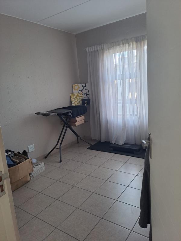 To Let 3 Bedroom Property for Rent in Birch Acres Gauteng