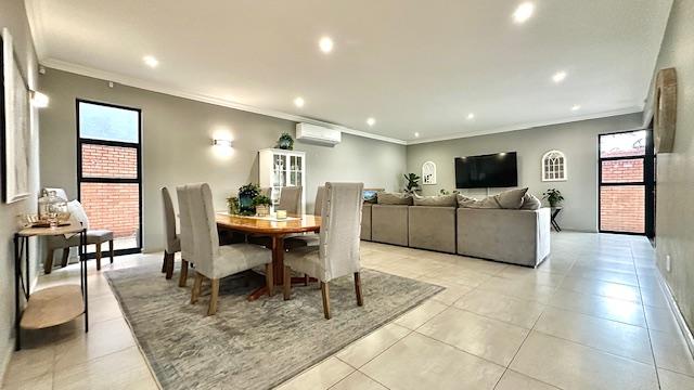 5 Bedroom Property for Sale in Waterkloof Ridge Gauteng
