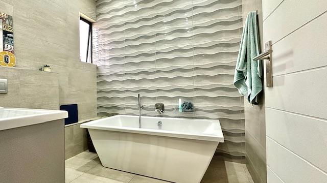 5 Bedroom Property for Sale in Waterkloof Ridge Gauteng