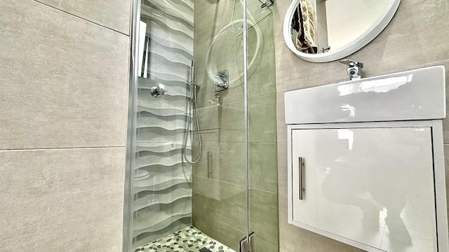 5 Bedroom Property for Sale in Waterkloof Ridge Gauteng