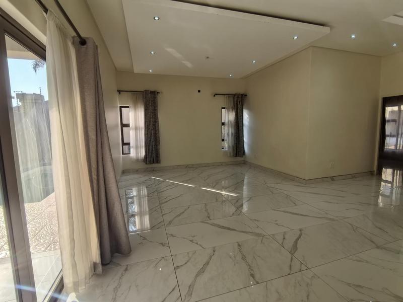 To Let 5 Bedroom Property for Rent in Bedfordview Gauteng
