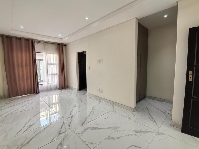 To Let 5 Bedroom Property for Rent in Bedfordview Gauteng