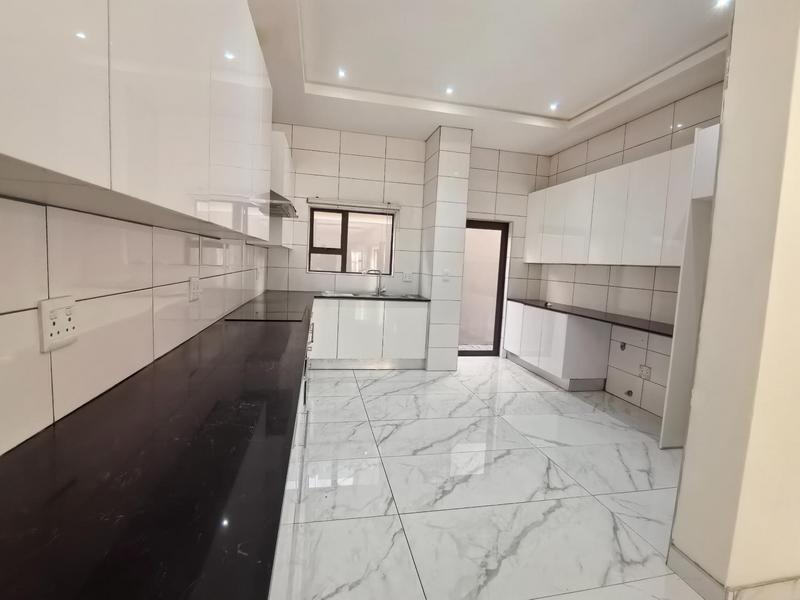 To Let 5 Bedroom Property for Rent in Bedfordview Gauteng
