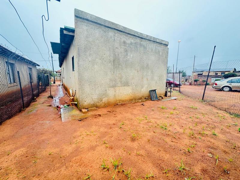 3 Bedroom Property for Sale in Simunye Gauteng