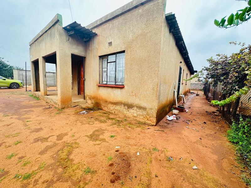 3 Bedroom Property for Sale in Simunye Gauteng