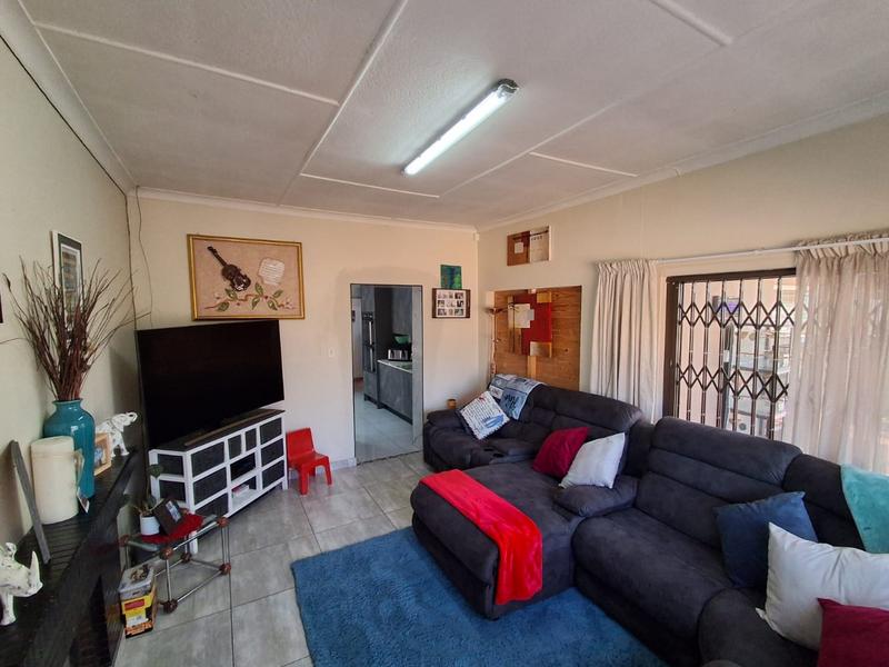 3 Bedroom Property for Sale in New Redruth Gauteng