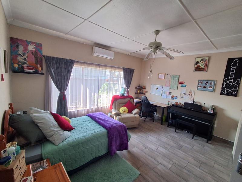 3 Bedroom Property for Sale in New Redruth Gauteng