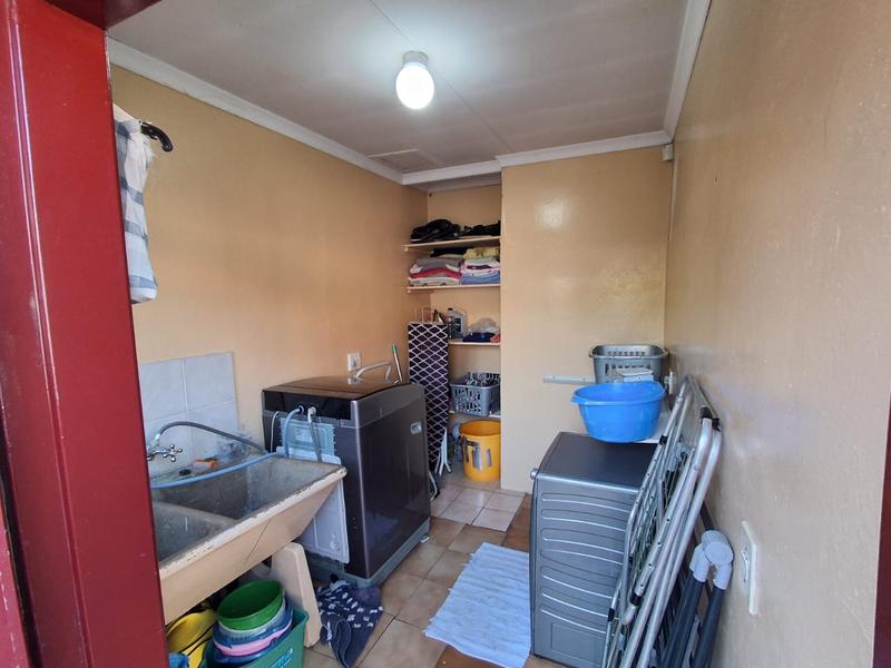 3 Bedroom Property for Sale in New Redruth Gauteng