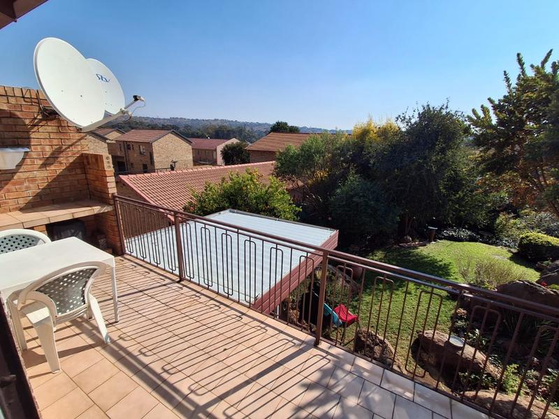 3 Bedroom Property for Sale in New Redruth Gauteng