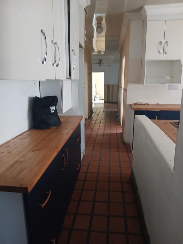 5 Bedroom Property for Sale in Brakpan Central Gauteng