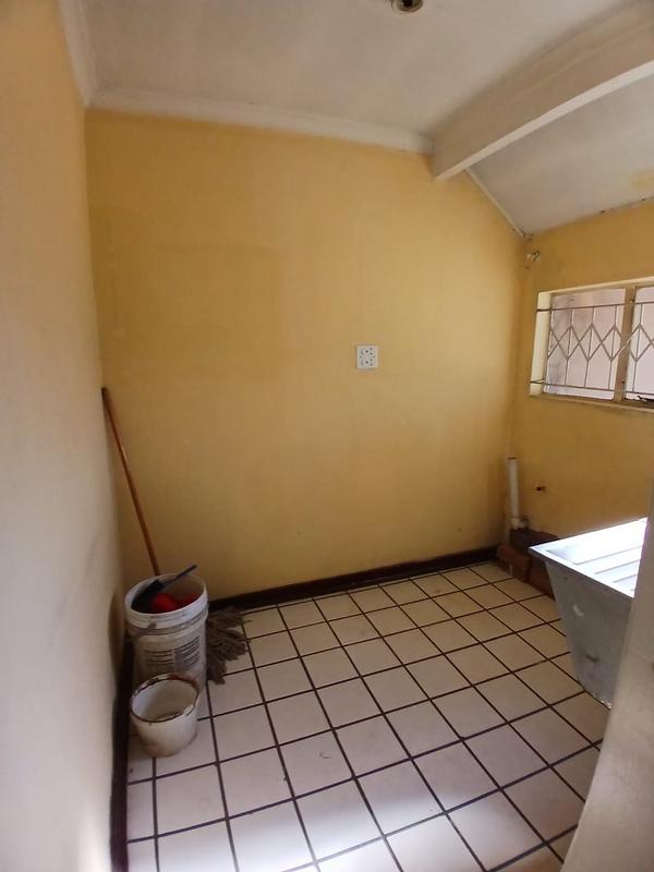 5 Bedroom Property for Sale in Brakpan Central Gauteng
