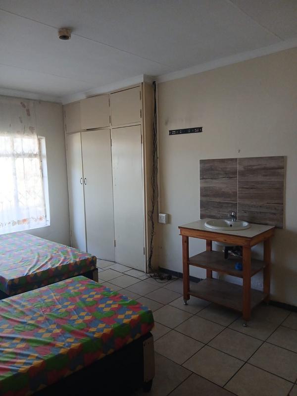 5 Bedroom Property for Sale in Brakpan Central Gauteng