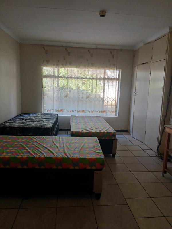 5 Bedroom Property for Sale in Brakpan Central Gauteng