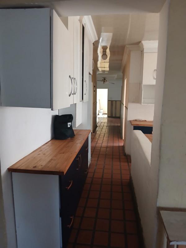 5 Bedroom Property for Sale in Brakpan Central Gauteng