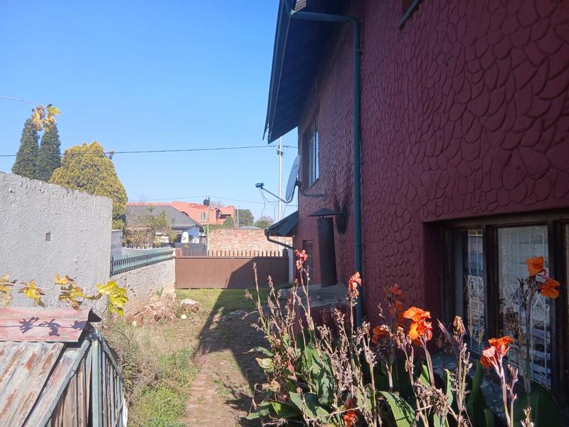 5 Bedroom Property for Sale in Brakpan Central Gauteng