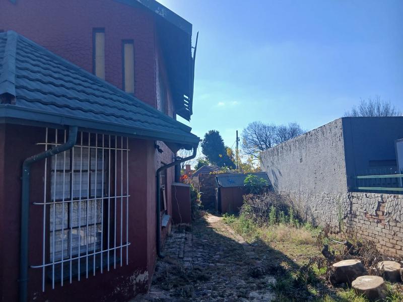 5 Bedroom Property for Sale in Brakpan Central Gauteng