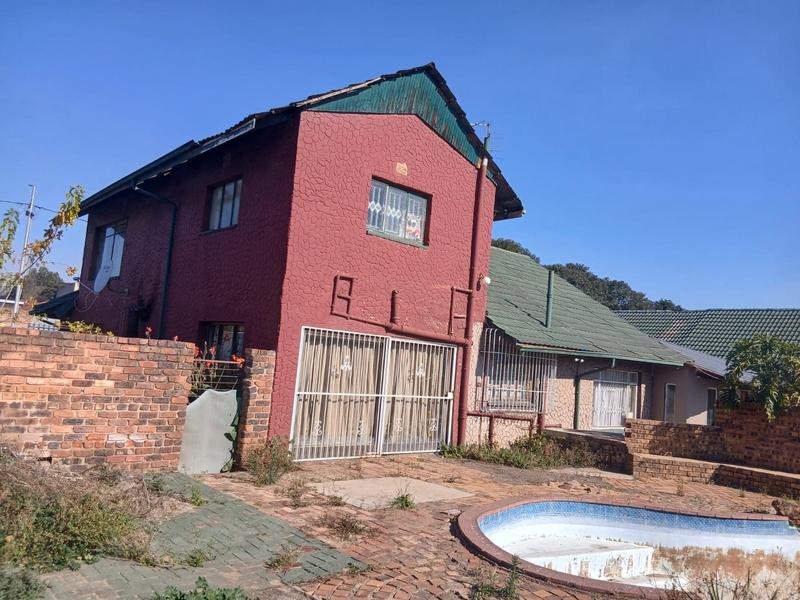 5 Bedroom Property for Sale in Brakpan Central Gauteng