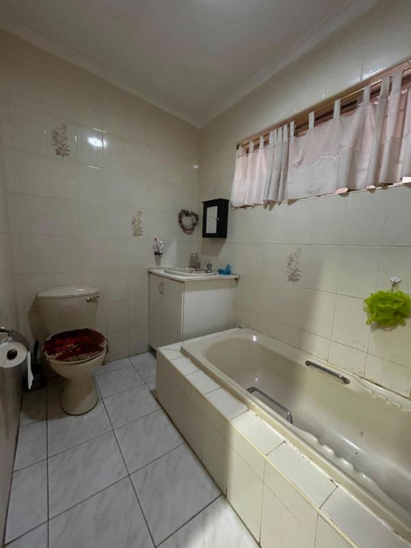 4 Bedroom Property for Sale in Brenthurst Gauteng