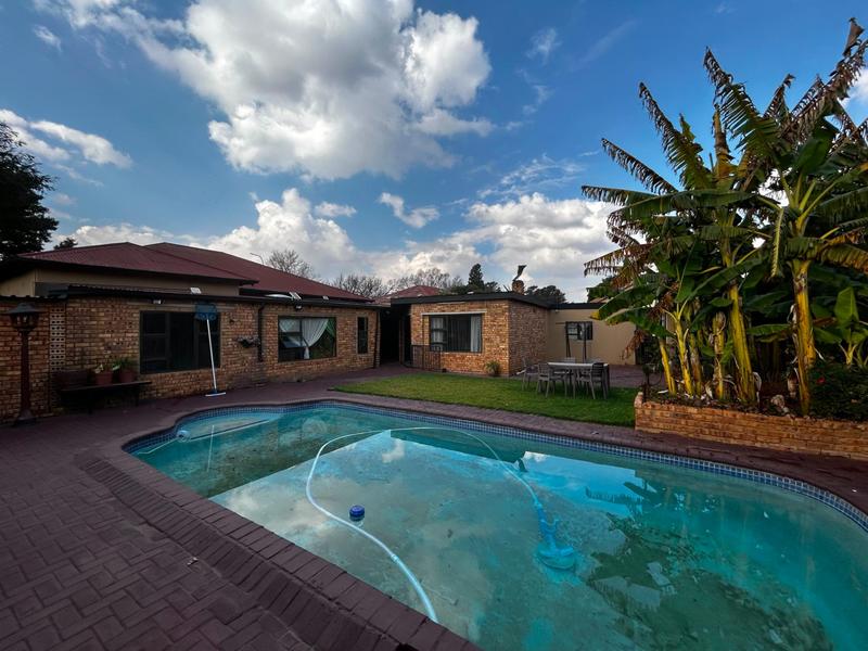4 Bedroom Property for Sale in Brenthurst Gauteng