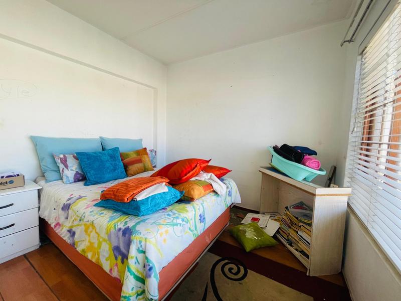 2 Bedroom Property for Sale in Mondeor Gauteng