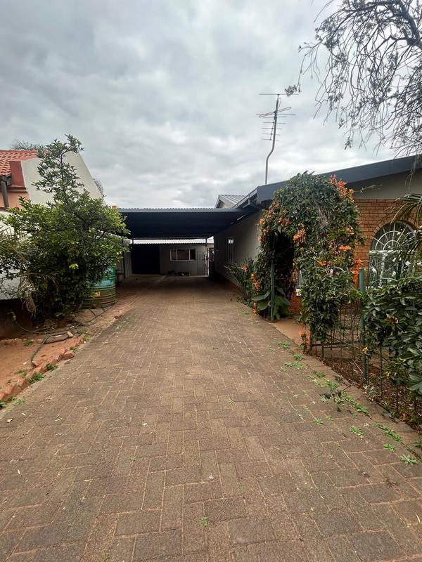 3 Bedroom Property for Sale in Danville Gauteng