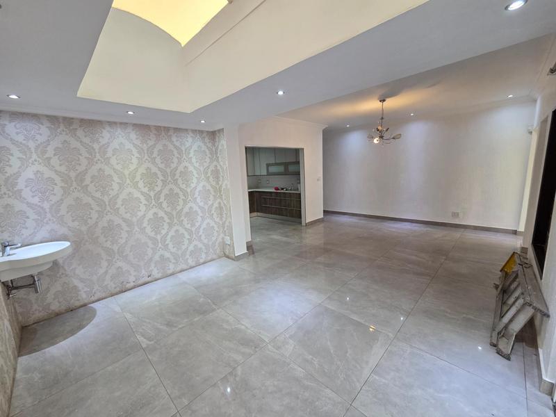 To Let 5 Bedroom Property for Rent in Erasmia Gauteng