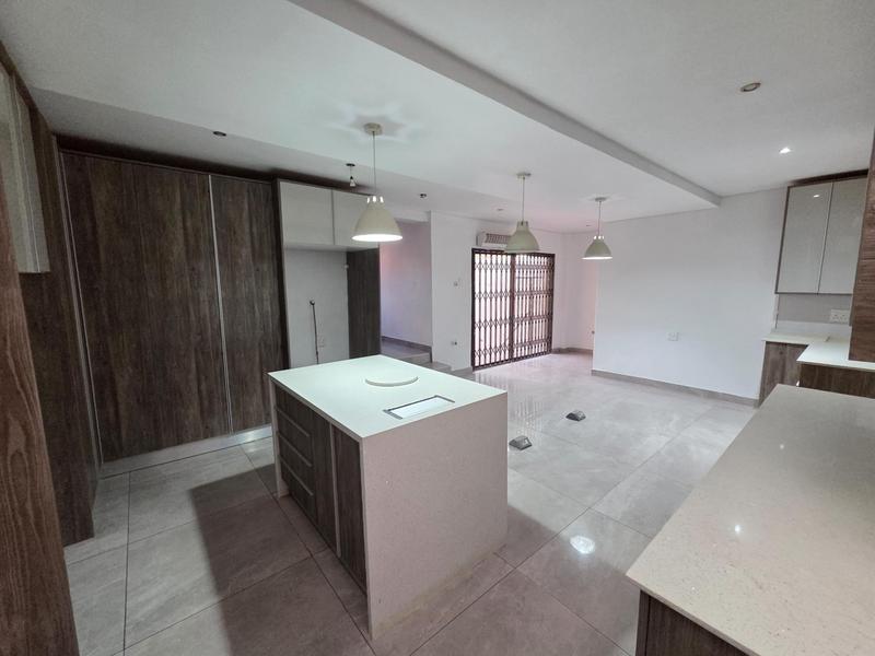 To Let 5 Bedroom Property for Rent in Erasmia Gauteng