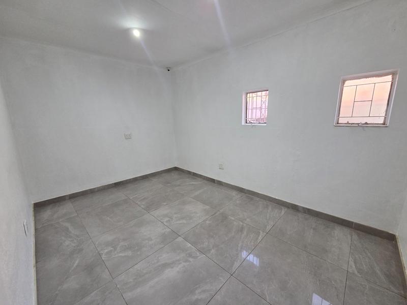 To Let 5 Bedroom Property for Rent in Erasmia Gauteng