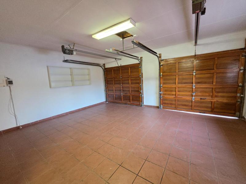 To Let 5 Bedroom Property for Rent in Erasmia Gauteng
