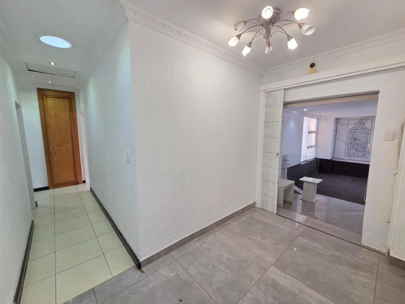 To Let 5 Bedroom Property for Rent in Erasmia Gauteng
