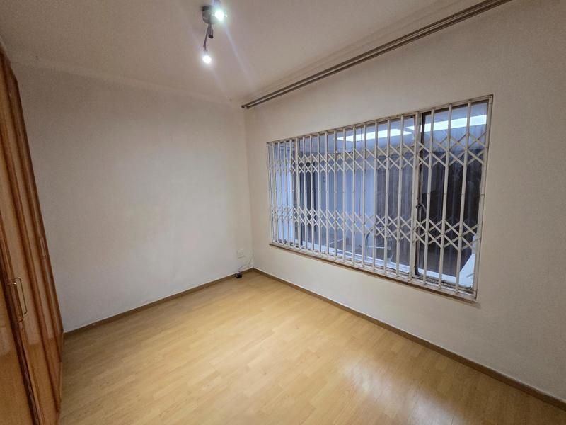 To Let 5 Bedroom Property for Rent in Erasmia Gauteng