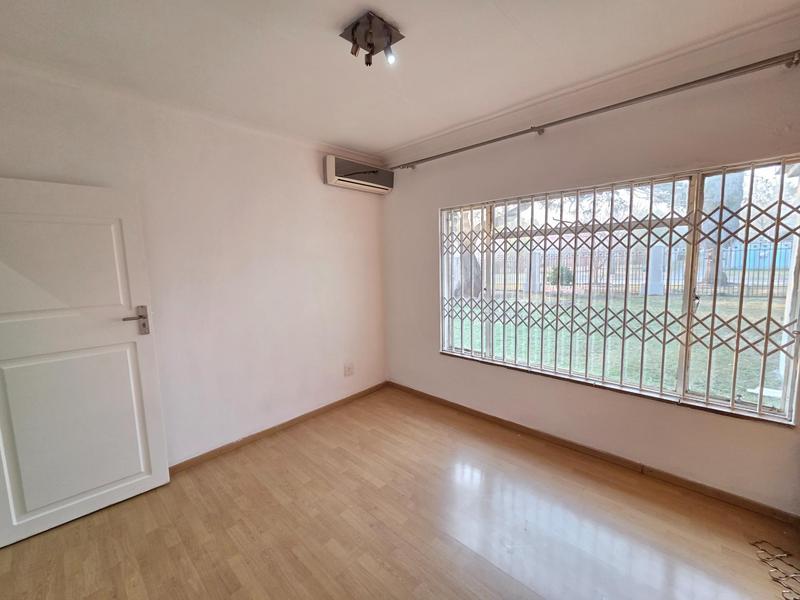 To Let 5 Bedroom Property for Rent in Erasmia Gauteng