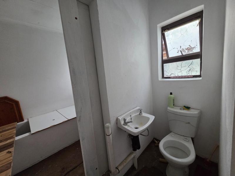 To Let 5 Bedroom Property for Rent in Erasmia Gauteng