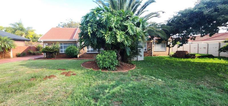 To Let 5 Bedroom Property for Rent in Erasmia Gauteng