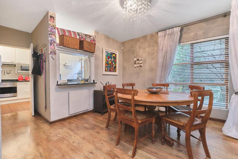 2 Bedroom Property for Sale in Benmore Gardens Gauteng